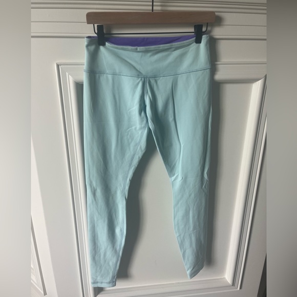 Lululemon size 8 leggings - Picture 2 of 4